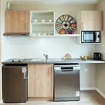 Zenao Aparthotel 3*