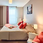 Apart-hotel Zenao